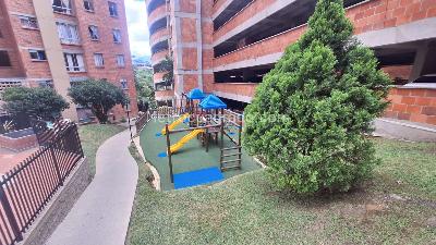 Apartamento de 3 alcobas en venta en La Hondonada, Medellín, 45 m² · foto 12 de 14