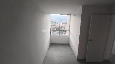 Apartamento de 3 alcobas en venta en Madera, Bello, 53 m² · foto 12 de 19