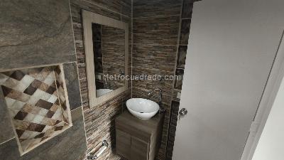 Apartamento de 3 alcobas en venta en Madera, Bello, 53 m² · foto 14 de 19