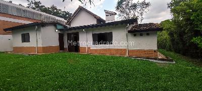 Casa de 4 alcobas en venta en Loma De Zuñiga, Envigado, 850 m² · foto 2 de 20
