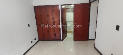 Apartamento de 3 alcobas en venta en San Diego Las Palmas, Medellín, 80 m² · foto 14 de 19