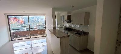 Apartamento de 3 alcobas en venta en Las Lomitas, Sabaneta, 71 m² · foto 2 de 14