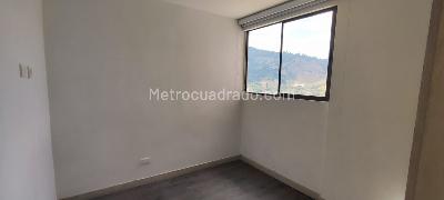 Apartamento de 3 alcobas en venta en Las Lomitas, Sabaneta, 71 m² · foto 9 de 14