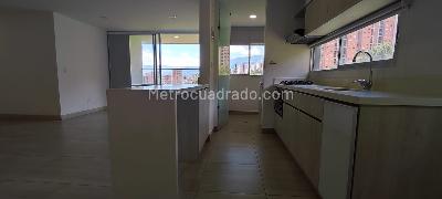 Apartamento de 3 alcobas en venta en Los Alcazares, Sabaneta, 98 m² · foto 8 de 20