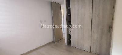 Apartamento de 3 alcobas en venta en Los Alcazares, Sabaneta, 98 m² · foto 15 de 20