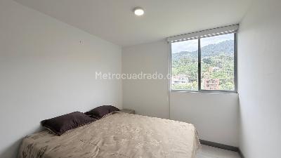 Apartamento de 3 alcobas en venta en El Chingui, Envigado, 80 m² · foto 11 de 20