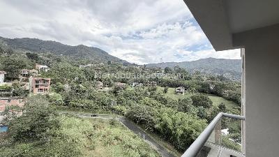 Apartamento de 3 alcobas en venta en El Chingui, Envigado, 80 m² · foto 7 de 20