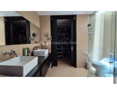Casa de 3 alcobas en venta en El Atravesao, Envigado, 240 m² · foto 17 de 20