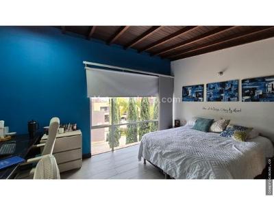 Casa de 3 alcobas en venta en El Atravesao, Envigado, 240 m² · foto 18 de 20