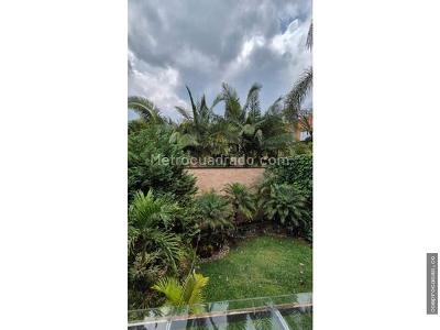 Casa de 3 alcobas en venta en El Atravesao, Envigado, 240 m² · foto 20 de 20