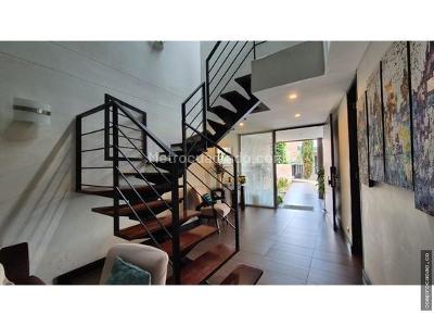 Casa de 3 alcobas en venta en El Atravesao, Envigado, 240 m² · foto 5 de 20