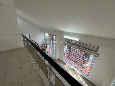 Casa de 5 alcobas en arriendo en Barrio Altico, Neiva, 332 m² · foto 7 de 14