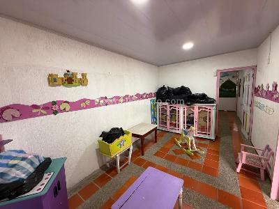 Casa de 5 alcobas en arriendo en Quirinal, Neiva, 221 m² · foto 11 de 14