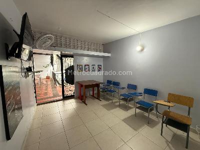 Casa de 5 alcobas en arriendo en Quirinal, Neiva, 221 m² · foto 8 de 14