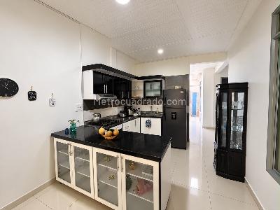 Casa de 5 alcobas en venta en Nn, Neiva, 324 m² · foto 12 de 20