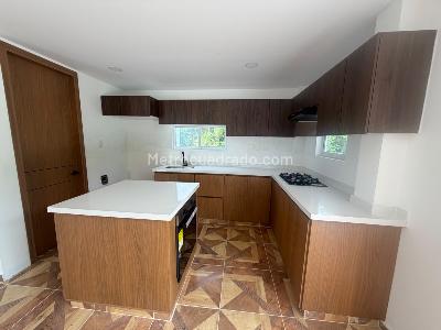 Casa de 4 alcobas en venta en La Esmeralda, Neiva, 240 m² · foto 3 de 15