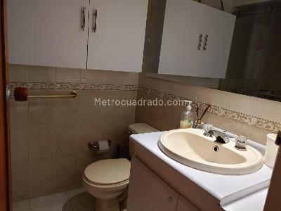 Apartamento de 2 alcobas en venta en Alicante, Bogotá, 63 m² · foto 2 de 20