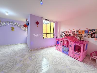 Casa de 4 alcobas en venta en Villa Imperial, Funza, 126 m² · foto 13 de 20