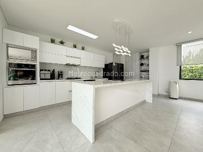 Casa de 5 alcobas en venta en El Peñon, Girardot, 700 m² · foto 11 de 20