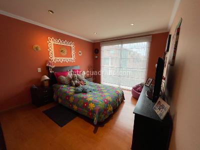 Casa de 5 alcobas en venta en Puerta Grande, Mosquera, 336 m² · foto 16 de 20