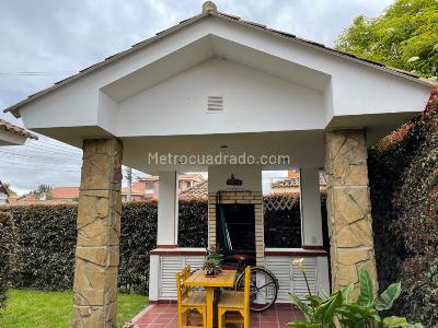 Casa de 5 alcobas en venta en Puerta Grande, Mosquera, 336 m² · foto 3 de 20