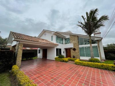 Casa de 5 alcobas en venta en Puerta Grande, Mosquera, 336 m² · foto 4 de 20