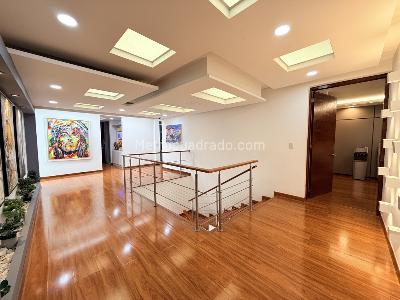 Casa de 5 alcobas en venta en Santa Paula, Bogotá, 530 m² · foto 6 de 20