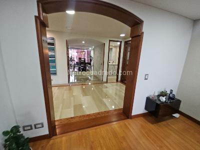 Apartamento de 5 alcobas en venta en Ciudad Salitre Nororiental, Bogotá, 238 m² · foto 4 de 20