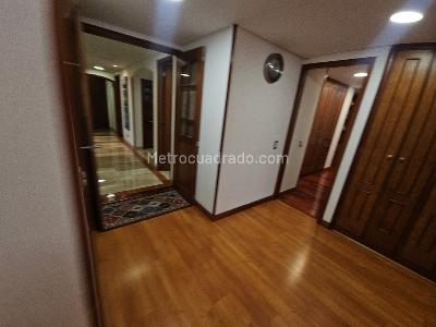 Apartamento de 5 alcobas en venta en Ciudad Salitre Nororiental, Bogotá, 238 m² · foto 6 de 20