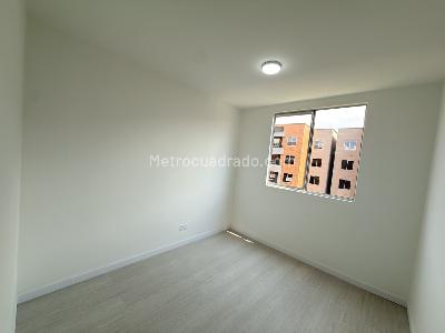 Apartamento en venta en Pacifika Belari, Mosquera · foto 4 de 14