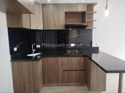 Apartamento en venta en San Antonio Norte, Bogotá · foto 2 de 11