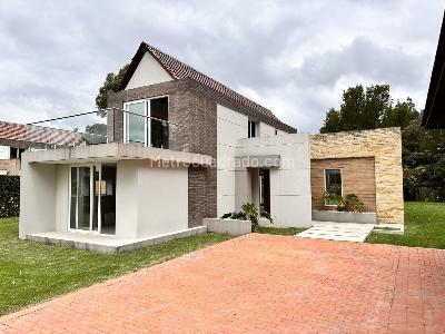 Casa de 3 alcobas en venta en Vereda Fragua, Chía, 370 m² · foto 2 de 20