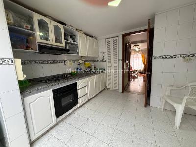 Casa de 3 alcobas en venta en Conjunto Panorama Del Campo, Mosquera, 158 m² · foto 3 de 20