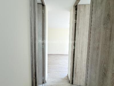 Apartamento de 2 alcobas en venta en Estancia 70, Bogotá, 33 m² · foto 9 de 15