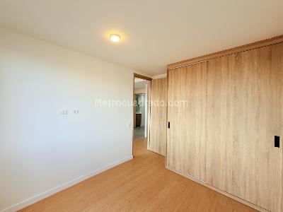 Apartamento de 1 alcoba en venta en Amonte, Bogotá, 27 m² · foto 8 de 19