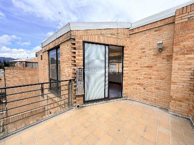 Casa de 3 alcobas en venta en Villa Carolina, Bogotá, 115 m² · foto 2 de 20