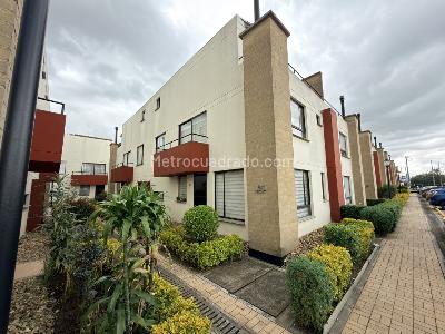 Casa en venta en Reserva De Alcala, Mosquera · foto 4 de 20