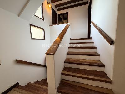 Casa de 3 alcobas en venta en Bosque De Pino, Bogotá, 451 m² · foto 18 de 20
