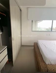Apartamento de 3 alcobas en venta en Crespo, Cartagena, 111 m² · foto 3 de 8