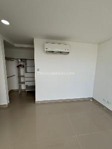 Apartamento de 3 alcobas en venta en Crespo, Cartagena, 112 m² · foto 2 de 18
