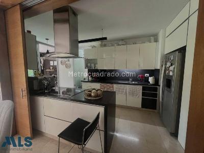 Casa de 3 alcobas en venta en Alto De Palmas, Envigado, 997 m² · foto 17 de 20