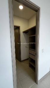 Apartamento de 2 alcobas en venta en San Nicolas, Rionegro, 60 m² · foto 10 de 16