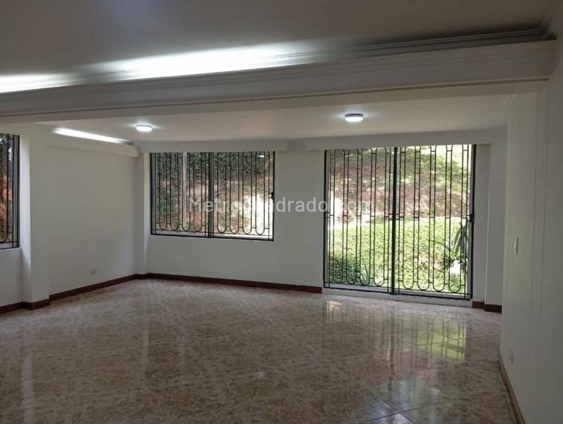 Casa en Arriendo, Loma De Los Bernal, Medellín – pohled 2