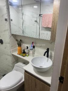 Apartamento de 3 alcobas en venta en Maria Auxiliadora, Sabaneta, 55 m² · foto 10 de 12