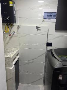 Apartamento de 3 alcobas en venta en Maria Auxiliadora, Sabaneta, 55 m² · foto 3 de 12