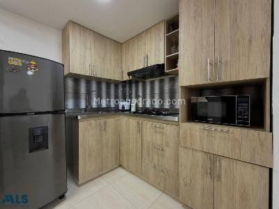 Apartamento de 3 alcobas en venta en Maria Auxiliadora, Sabaneta, 60 m² · foto 5 de 18