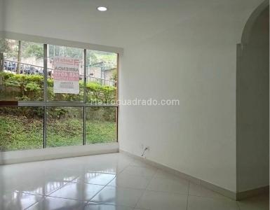 Apartamento en venta en Buenos Aires, Medellín · foto 2 de 5