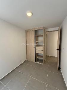 Apartamento de 2 alcobas en arriendo en Maria Auxiliadora, Sabaneta, 55 m² · foto 15 de 16
