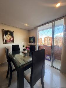 Apartamento en venta en Loma De Los Bernal, Medellín · foto 4 de 16