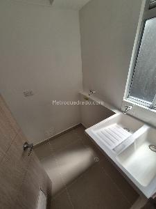Apartamento de 3 alcobas en venta en Altos De Riomar, Barranquilla, 85 m² · foto 7 de 19